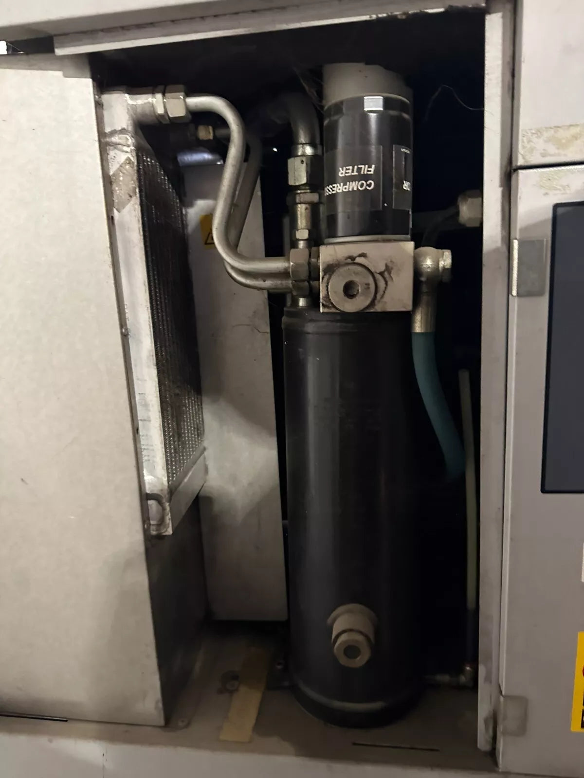 USED 10 HP CHICAGO PNEUMATIC QRS10 ROTARY SCREW AIR COMPRESSOR (AS-IS / PARTS)