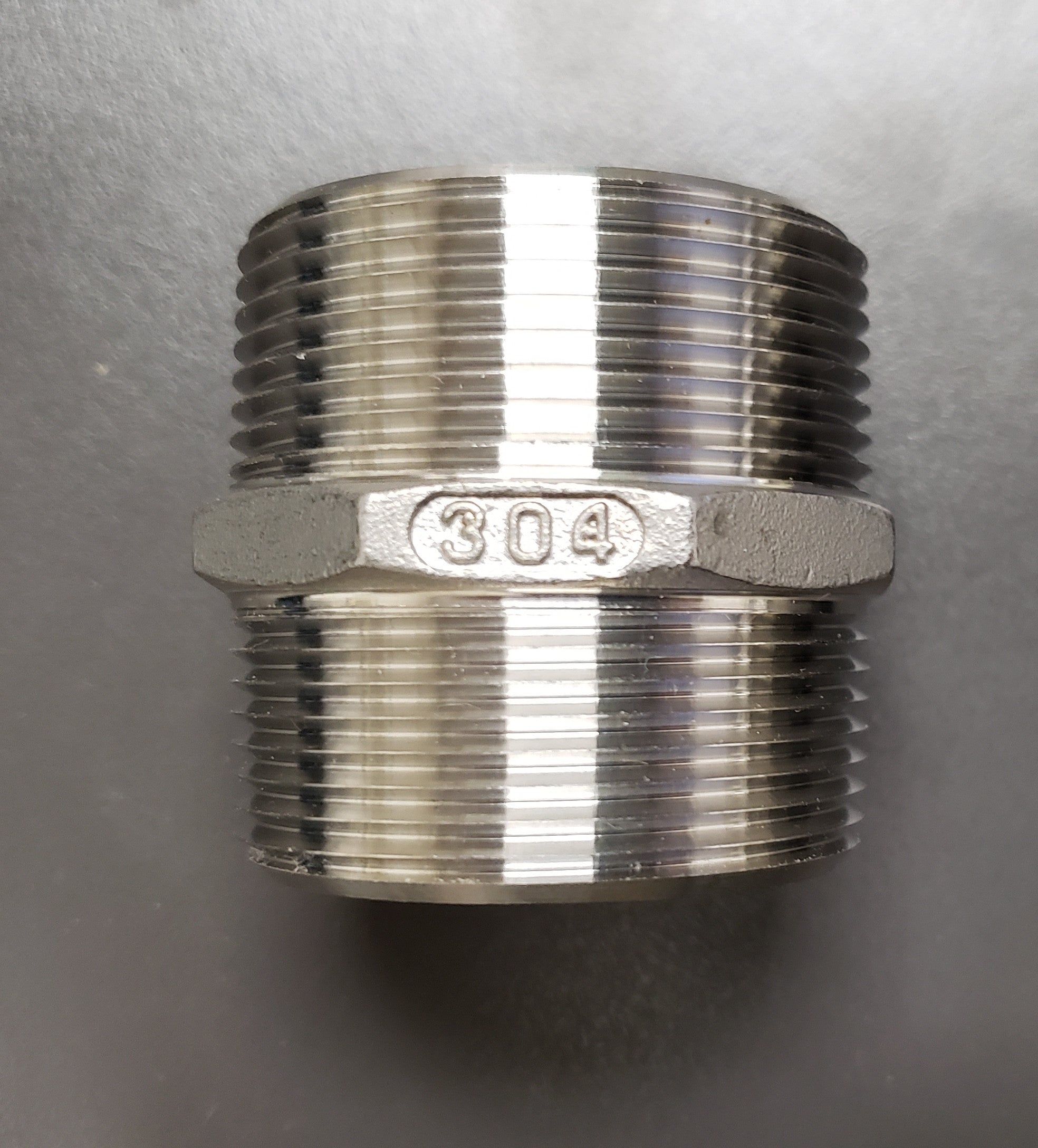 2-1/2 Inch 304 Stainless Steel Hex Nipple