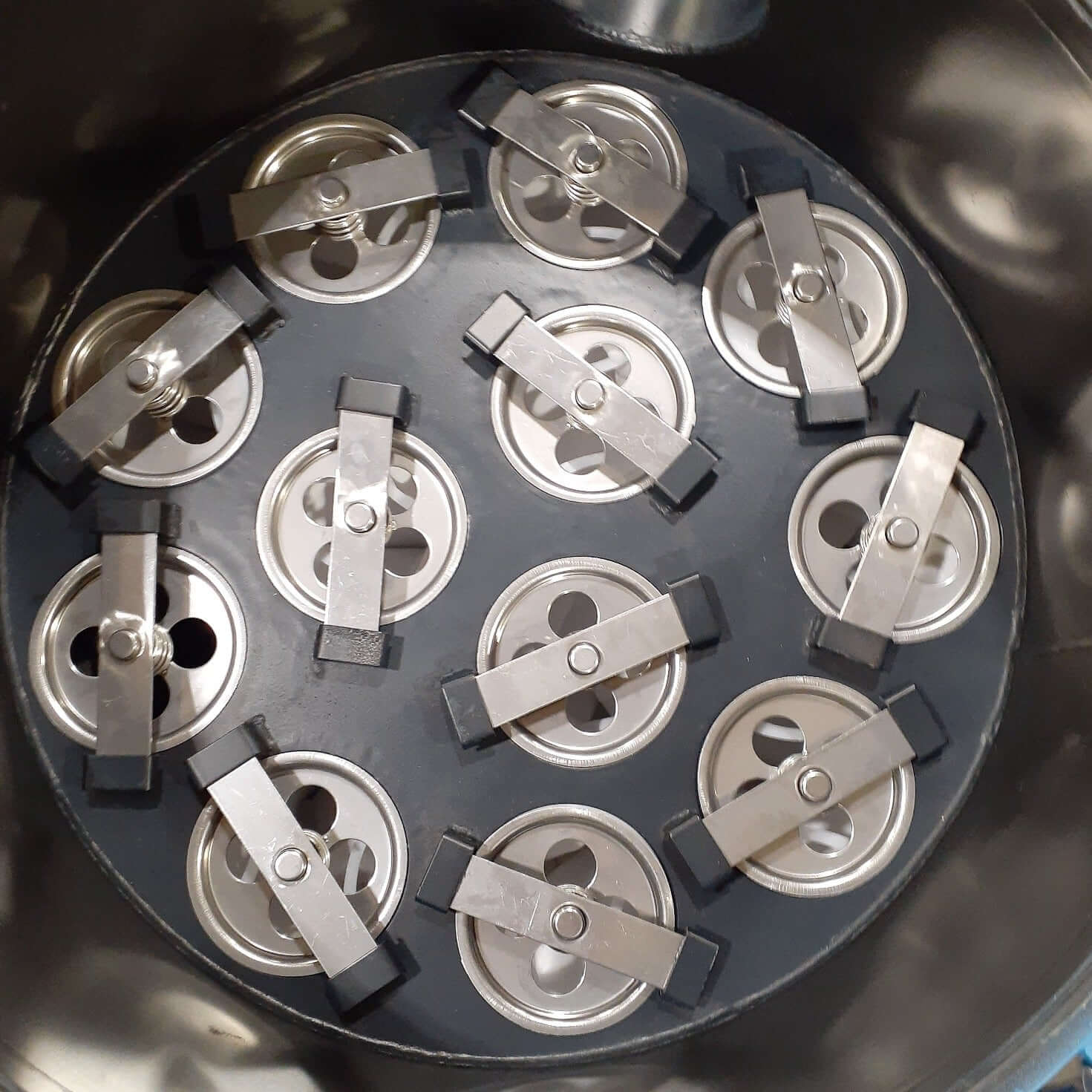 PRM #2 304 Stainless Steel 12 Bag Multi-Filter Housing, 8 Inch Flange In/Out-100 psi