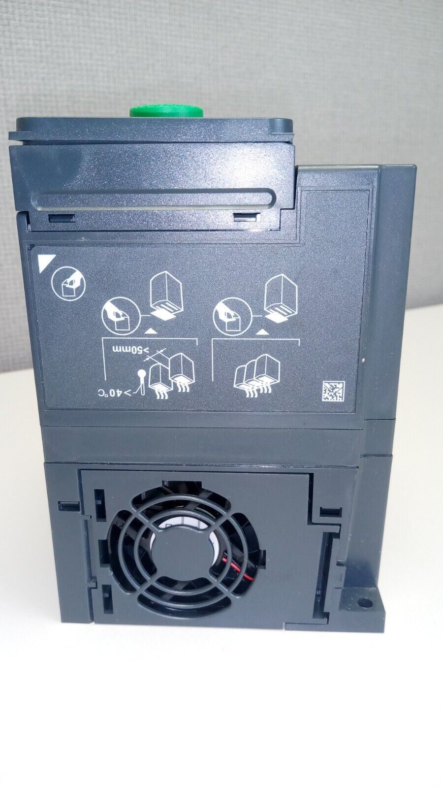 Schneider Electric ATV320U07N4C variable speed drive, ATV320, 0.75 kW, 500 V