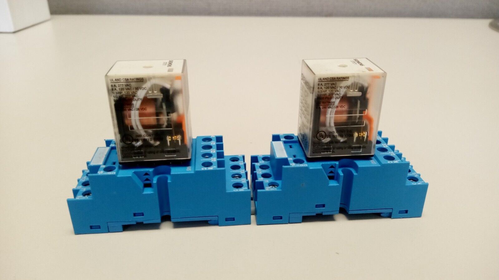 Siemens ice cube relay 3TX7111-3HF13C