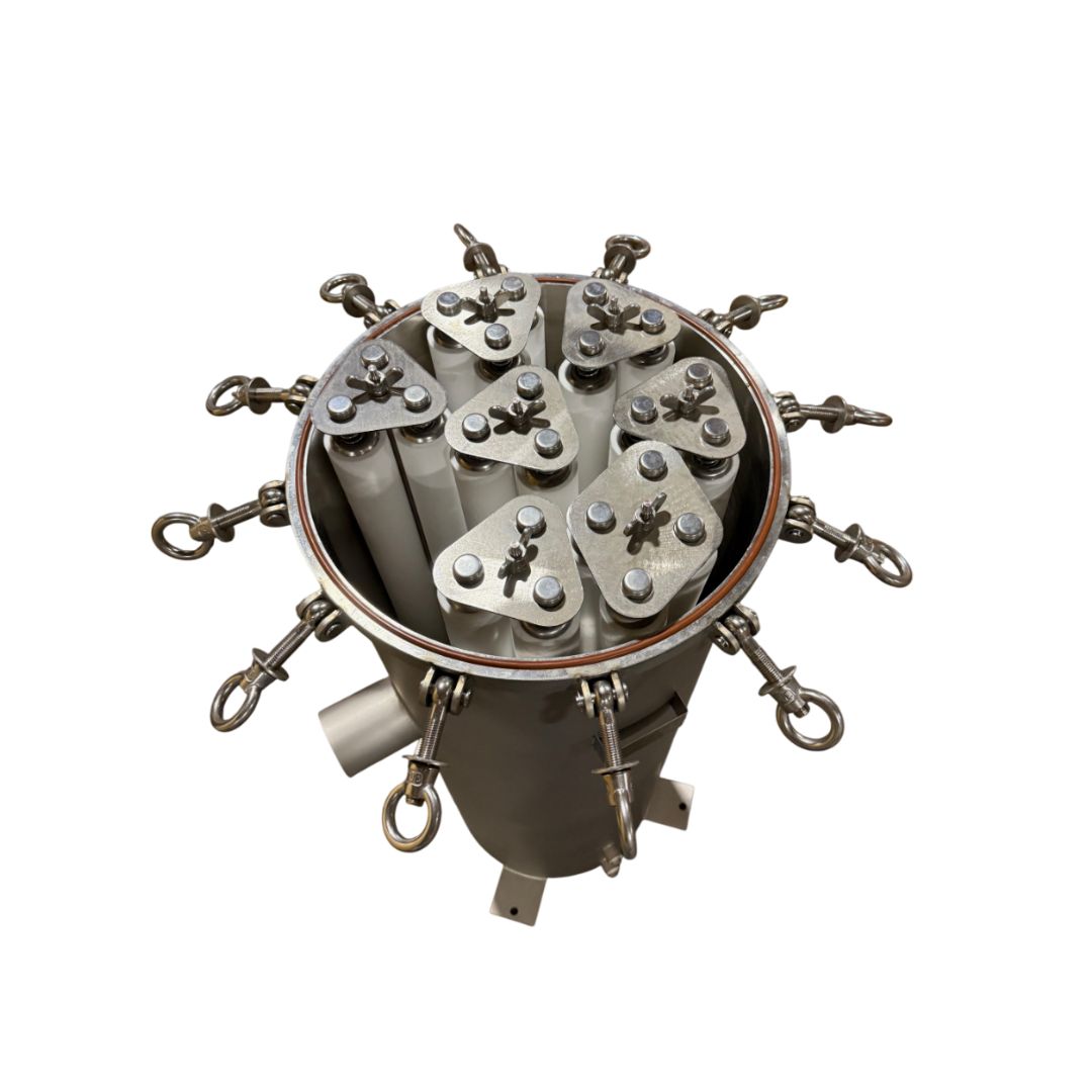 PRM CFX Series 304 Stainless Steel 22 Cartridge Filter Housing, Uses 40 Inch Cartridges, 3 Inch NPT In/Out