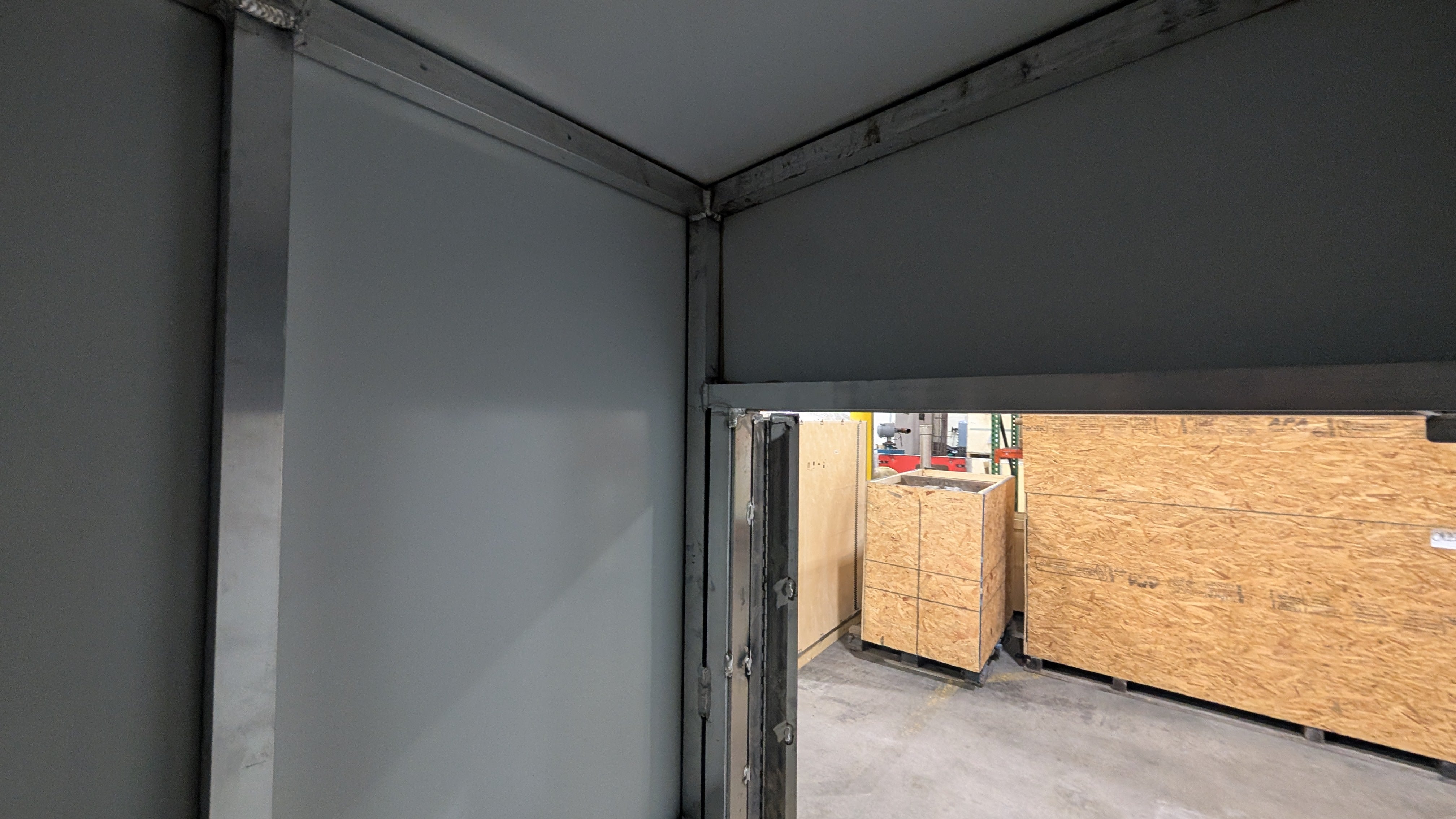 Customized Foam Core Panel Insulated Enclosures, Aluminum Skid/Frame