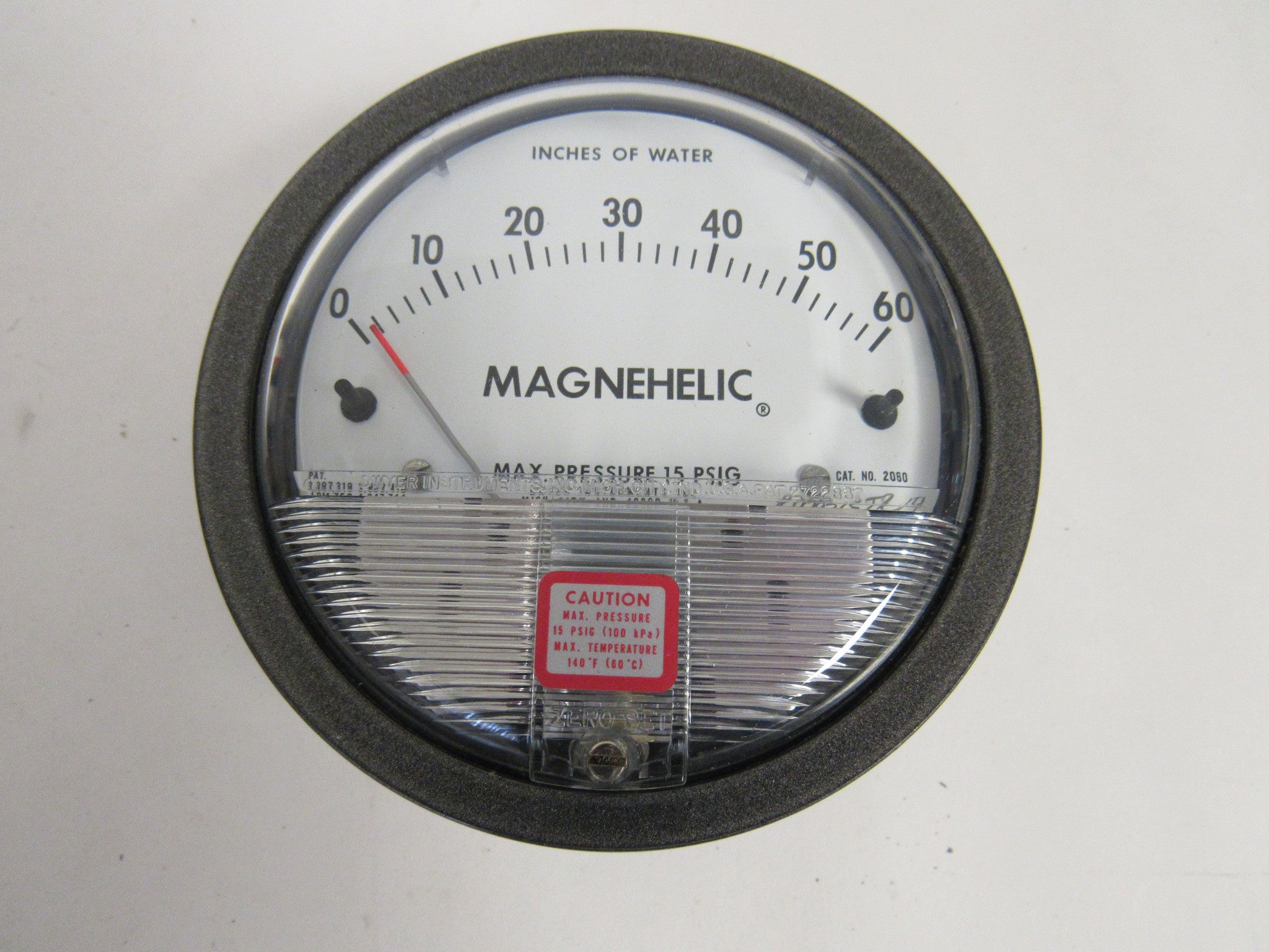Dwyer 2001 Magnehelic® Differential Pressure Gauge - 0-1 Inches Of Water