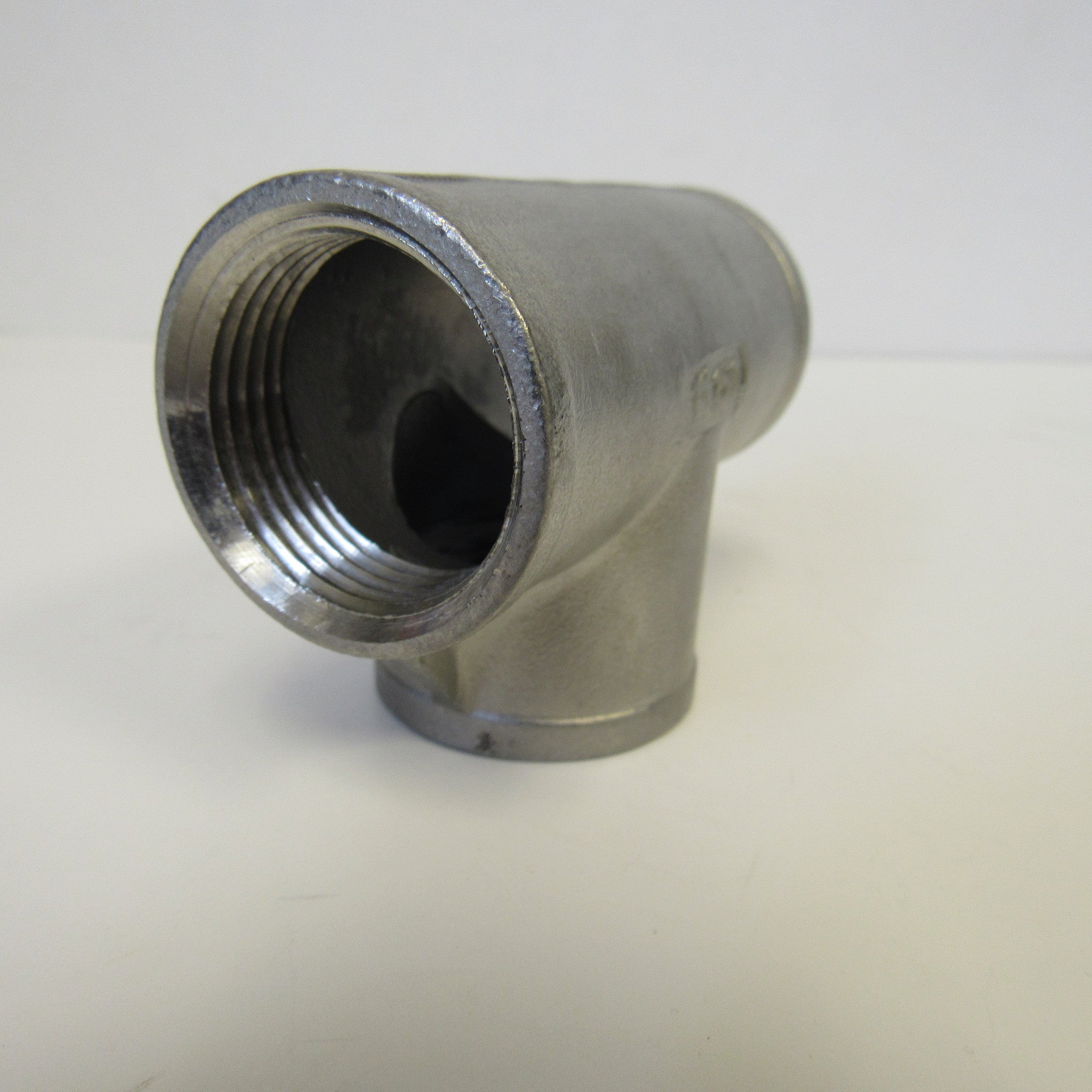 304 Stainless Steel Straight Tee, Class 150, 1-1/4 Inch NPT Thread