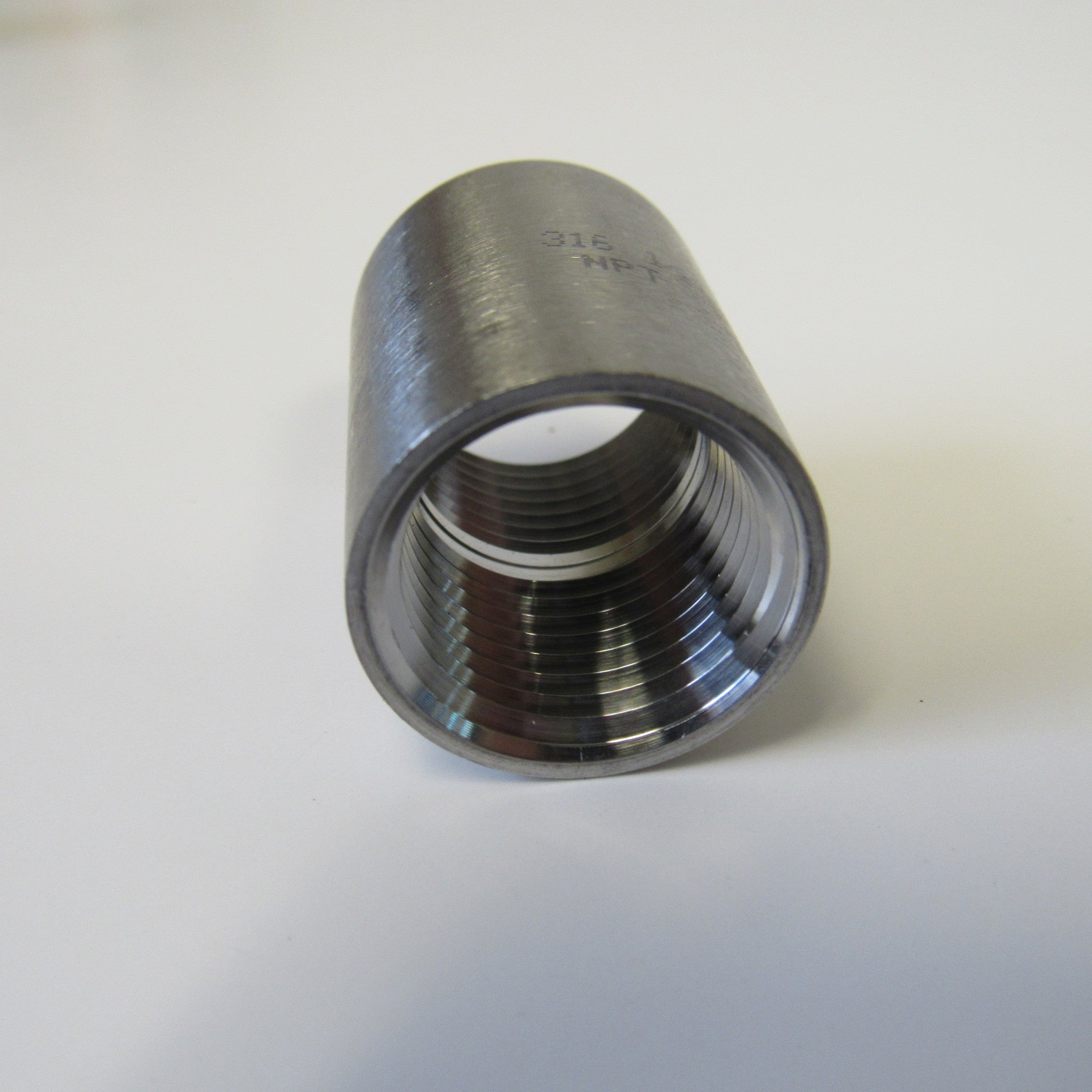 Stainless Steel Straight Coupling, 304 SS, Class 150 - 4 Inch NPT