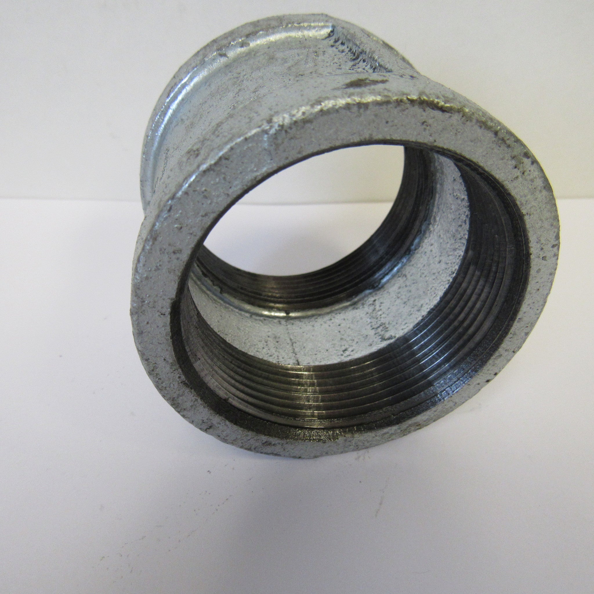 Galvanized Straight Coupling, 4 Inch NPT Thread