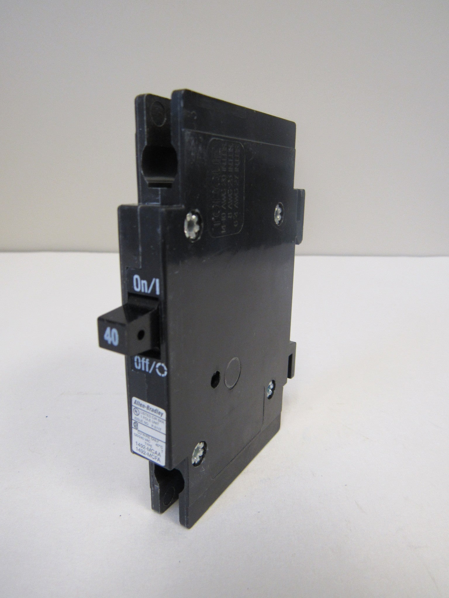 Allen Bradley 1492-MCAA130 Circuit Breaker, 1 Pole, 30 Amp