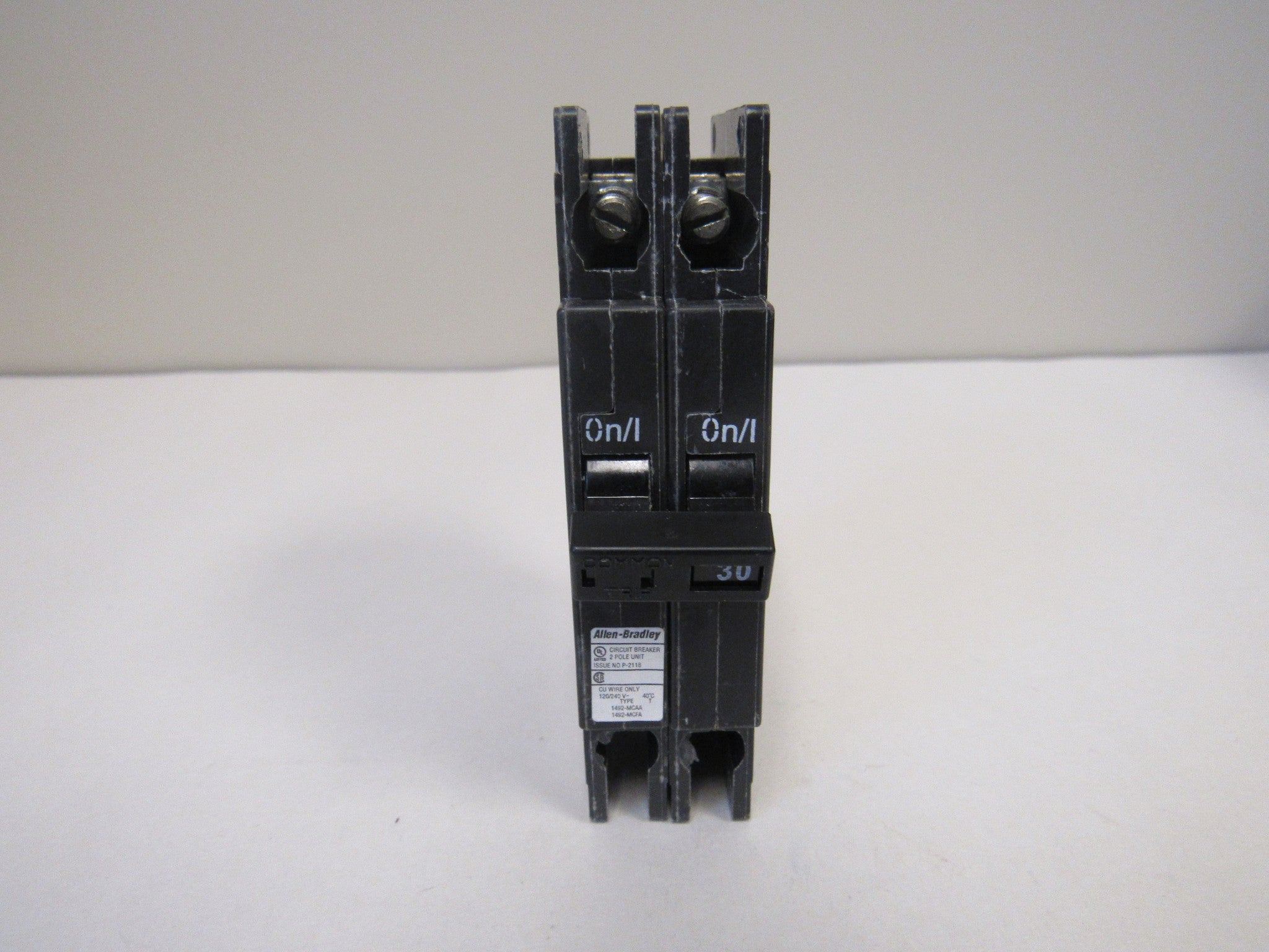 Allen Bradley 1492-MCAA210 Circuit Breaker, 2 Pole, 10 Amp