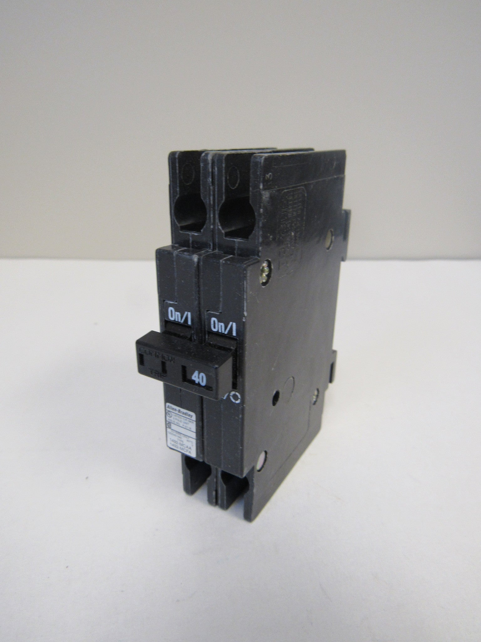 Allen Bradley 1492-MCAA270 Circuit Breaker, 2 Pole, 70 Amp