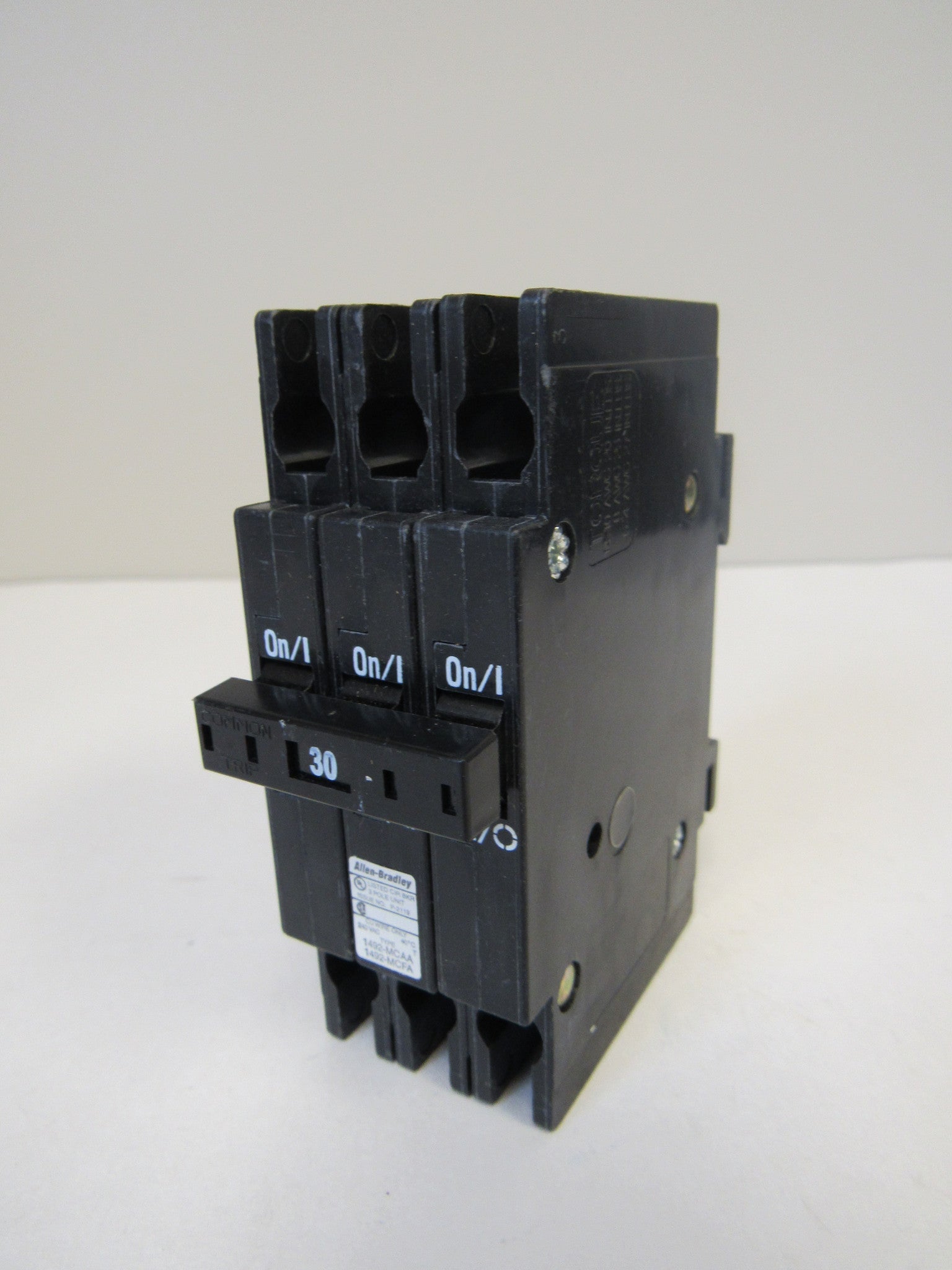 Allen Bradley 1492-MCBA390 Circuit Breaker, 3 Pole, 90 Amp