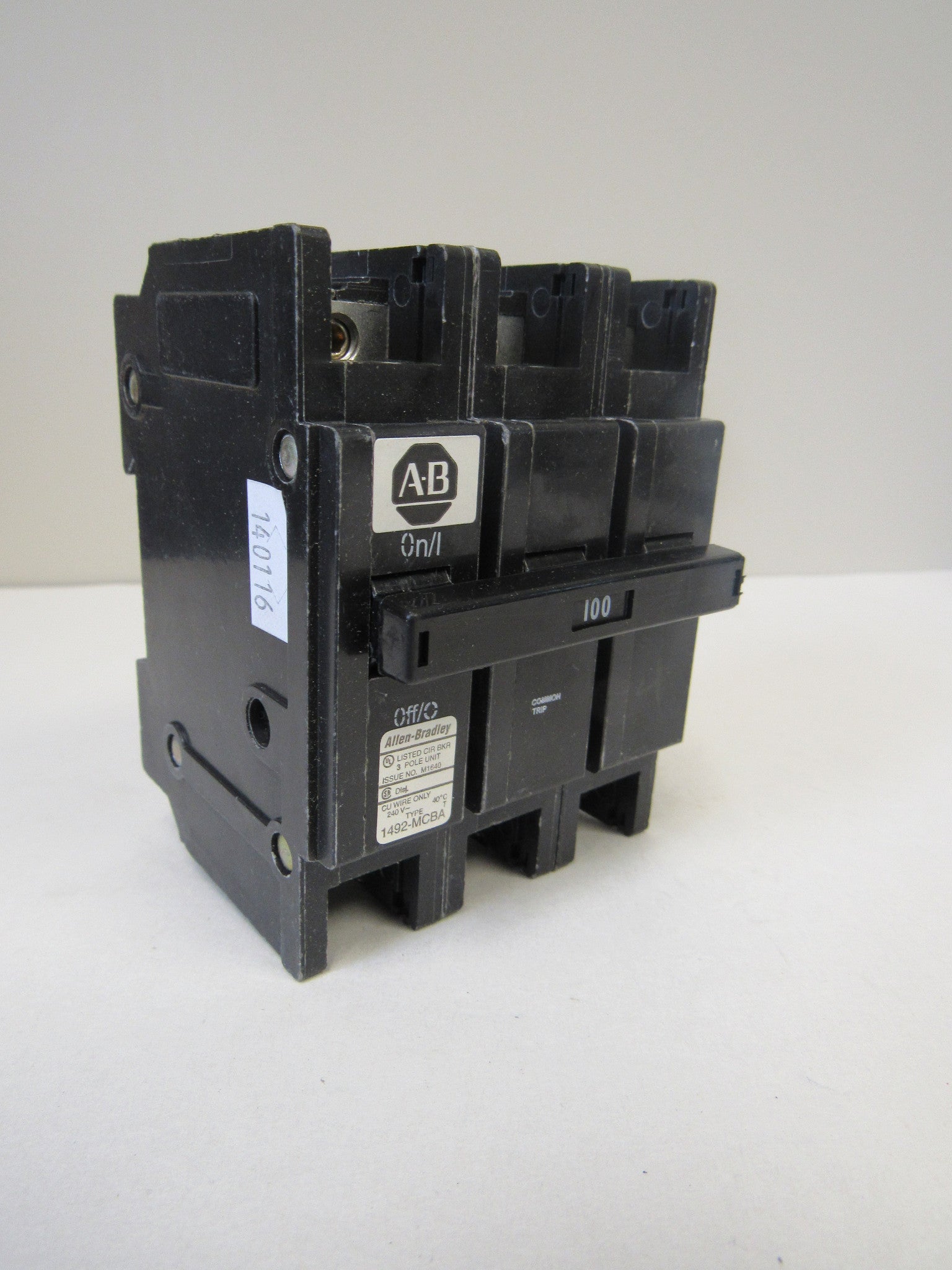 Allen Bradley 1492-MCAA320 Circuit Breaker, 3 Pole, 20 Amp