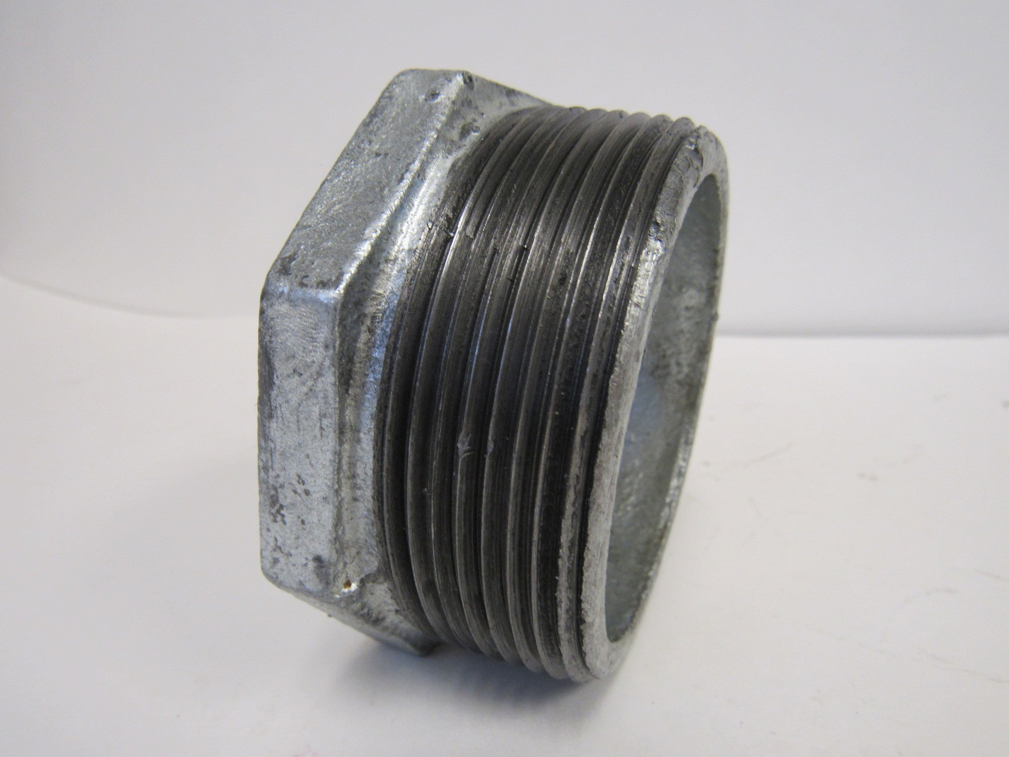 Galvanized Reducing Bushing, 1-1/2 Inch x 1-1/4 Inch NPT Thread
